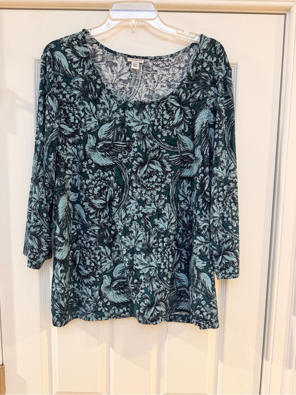 Ladies Size XXL "croft & barrow" Teal Floral Bird Scoop Neck Long Sleeve Top GUC